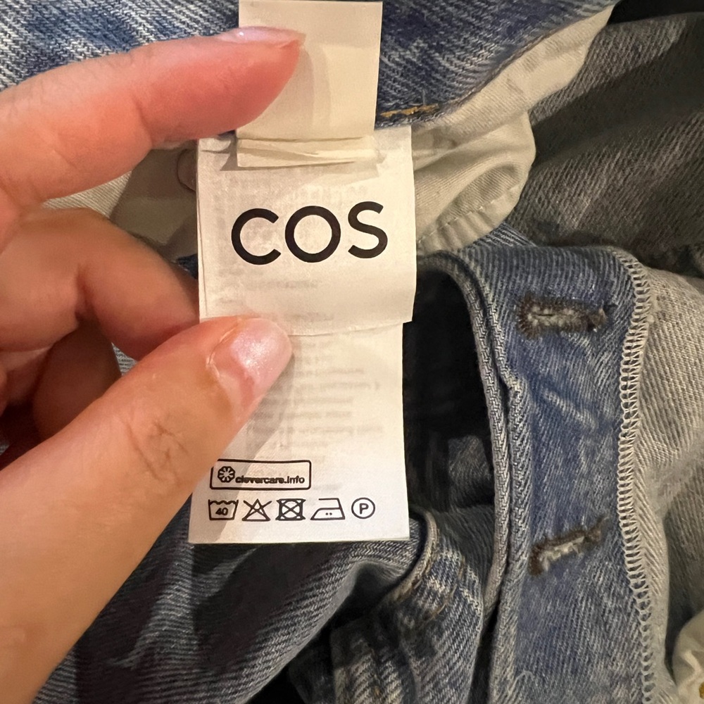 COS Wide-Leg Jeans - Picture 2 of 4